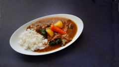 ワイ「ｶﾚｰにｶﾎﾞﾁｬ入れないでって前もゆったよね」母「ほんならこれで好きなもん食べな怒」千円ﾎﾟｲｯ
