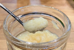 ラーメン山岡家「卓上ニンニク」大量投入が物議・・・無料でも「退店命令」「損害賠償請求」が認められる境界線は?