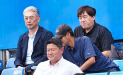 【渡部海】楽天監督吉井と楽天GM石井が青学VS東洋戦を視察wwwwwwwwwwwwwwwwwwwwwwwwwwwwwwww