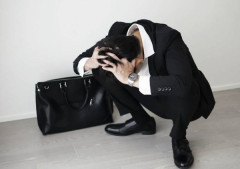 NEC元社員「持病の子供がいるんです、転勤はやめて下さい！」→ 会社「はい解雇ねｗ」⇒結果････！！
