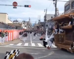 【動画】頭直アスファルト。だんじり試験曳き事故の別角度がもっと怖い。