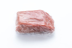 最近お肉を1食分ずつラップに包んで冷凍しておく技術を手に入れたんやけど