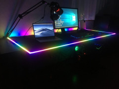 【画像】ワイのPCデスク、完成するwwwwwwwww