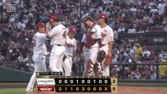 【楽天対ソフトバンク21回戦】楽天が7月以来の4連勝。早川が7回2失点。打線は負けなしの前田悠から5得点　ソフトバンク前田悠はついに黒星、開幕12連勝でストップ