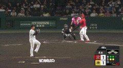 【阪神対広島22回戦】阪神・立石、落球…