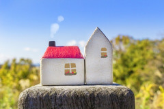 【家を建てる予定】とりあえず土地は確保してるけど、何から手をつければいい？