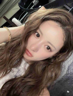 人気キャバ嬢・るな、4年前の“歯列矯正”ビジュ公開に「萎える」自虐 『ラヴ上等2』出演で韓国でも人気上昇