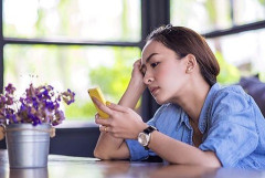 妻のバイト先では頻繁に飲み会や遊びに誘われる。子持ちを普通こんなに誘うものなの？