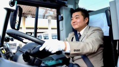 【悲報】バス運転手ワイ、終わる