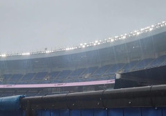 ロッテ西武戦、雨天強行か？