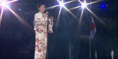 【悲報】声優の戸田恵子さん（69）、君が代を間違って歌ってしまい炎上ｗｗｗｗ
