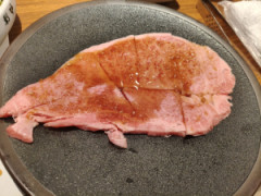 ワイ、初めてA5ランクのお肉を食べる🥺