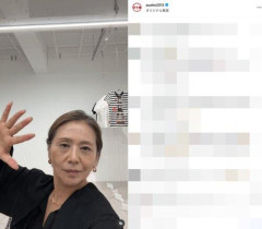 【画像】「白髪混じりのキョンキョン」小泉今日子（60）、シミやシワもそのままの自然体姿