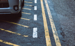 炎天下の駐車場で私が眠ってるのを承知でなぜか運転手がエンジンを切ってトイレに行き・・・
