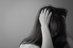 女(21)「私女なんだから執行猶予つくでしょｗ（ｻﾝｷｭｰ」裁判長「懲役20年！」女「えっ！！」･･･････(画像あり)
