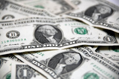 祖父の遺産で私にも大金が遺された。　親「結婚してもすぐには話すな。10年20年と信頼関係を築いてから伝えなさい」私「わかった」　→　本当に黙ったまま結婚した結果…….