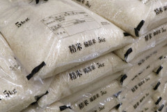 コメの店頭価格、2年ぶりに5キロ3000円割れ「下げ止まらない」
