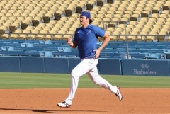 【朗報】大谷翔平、異例のベーランで5本爆走してしまうｗｗｗ