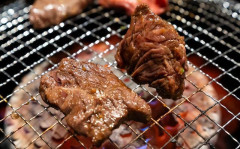 子供の頃から外食で行く焼肉が苦手で「なんで食べられないんだろう？」と思ってたんだけど、最近やっと理由がわかった・・・