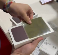 新型iPhone18を大量転売しようとした転売ヤーさん、中身が文鎮で詰む