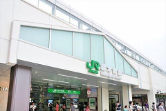 【悲報】ちょっと桜木町と横浜行ってくるね😳