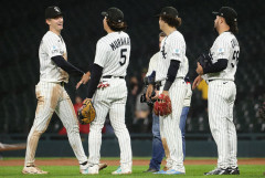 【MLB】ホ軍、約4時間遅延＆雨中の一戦に快勝　首位ガ軍を1G差追走　村上宗隆は3四死球1打点 打率.202、OPS.809