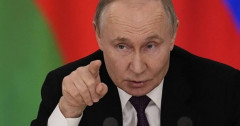 プーチン政権、選挙で圧勝