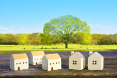 家と敷地の隙間の処理ってどうしていますか？