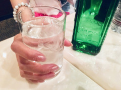 50代独身やけどガールズバーの子に告白したら大学卒業まで待ってって言われたｗｗｗ⇒！