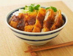 豚「カツ丼にされた父の仇！」鳥「からあげにされた母の仇！」