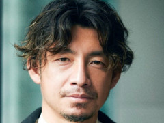 外野から偉そうに適当なコメントする鳥さんよりも涙目で投手褒める藤川のほうが好き