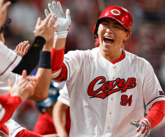 カープ佐藤啓介、巨人戸郷から先制タイムリー！未来の主軸候補が4戦連続安打！！