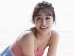 【画像】宇垣美里（35）、ボンッキュッポンボディすぎるwwwwwwww
