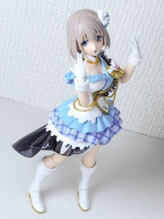 【画像】2000円で投売りされてた女の子のプラモデル作った