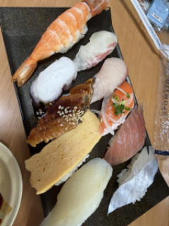 おんJ民 このお寿司の値段を答えられない