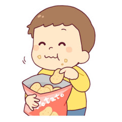 【息子が愛おしすぎる】5歳の息子。お菓子を食べている時に通りかかると…！