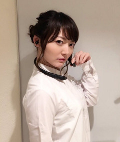声優・花澤香菜さん(37)、初めて買ったCDはヴィジュアル系ロックバンドだったｗ