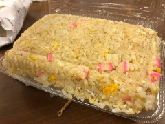 【画像】チャーハン屋のおばちゃん「はいよ、ガッツリ食べな！」→結果ｗｗｗ