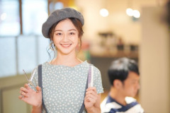 【衝撃画像】JKがミニスカでカットしてくれる美容室ｗｗｗｗｗｗｗｗｗｗ