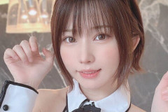 お尻が綺麗すぎるえなこさんが「お尻ケアに使ってる商品」を公開！みんなこれで尻ツルツルや！
