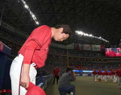 カープ番記者「新井監督の数少ない要望も通らない事ばかりで編成の動きは鈍い」