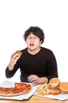 【悲報】YouTubeさん、ついに過食を規制！大食いYouTuber終了のお知らせｗｗｗｗ
