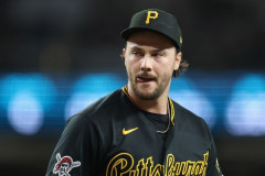 【悲報】ポールスキーンズ「WBCのせいで球速出なくなった」ｗｗｗｗｗ