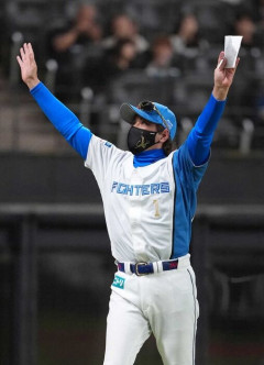 【朗報】日本ハム・新庄剛志監督、来季も続投　「勝利と育成」両立の手腕評価　近日中にも自ら表明