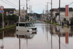 【動画】千葉の住宅街さん、池になる