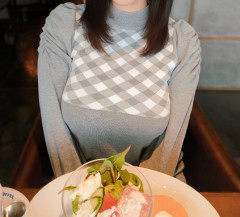【画像】お●ぱいがデカすぎる地方女子アナ、あまりにもデカすぎる