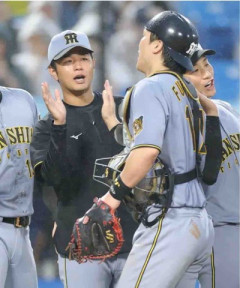 阪神　高橋遥人「本当にみんなのおかげ。特に何もしてない」「まだまだ力不足」「ボールは微妙」６回１失点で１５勝目にも反省の弁ばかり並べる