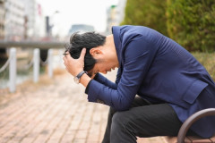 嫁が転勤することが決まった男と一晩かぎりって約束でヤッとったんやが⇒････････どうする？