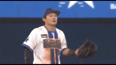 DeNA・林琢真、ヘッスラで痛めたか？痛みこらえてる顔？整列とハイタッチに不在