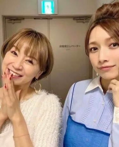 【画像】鈴木亜美(44)と後藤真希(40)が並んだ結果wwwwwww